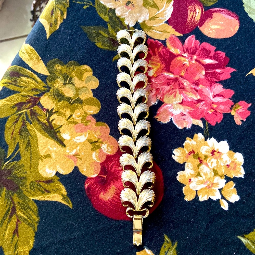 Lisner Vintage Bracelet